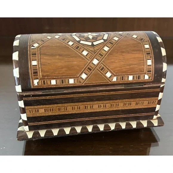 Vintage Inlaid Wood Marquetry Jewelry Trinket‎ Box Lined 4.75'' x 3''